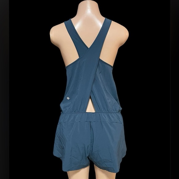 Lululemon athletica - Picture 3 of 7